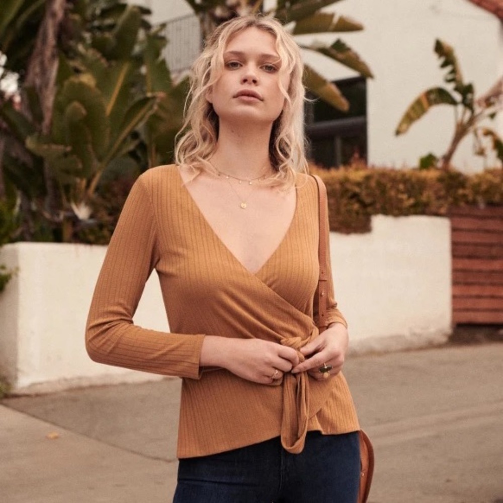 Sezane wrap top